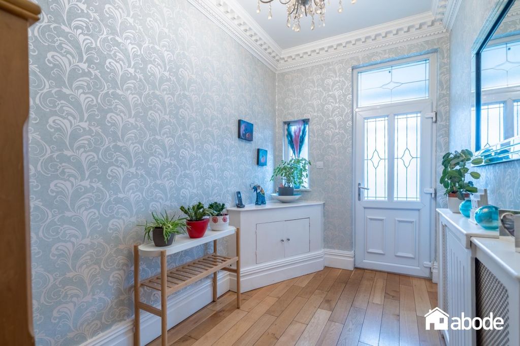 Property photo 3 of 35 Dsc00215-Hdr.Jpg