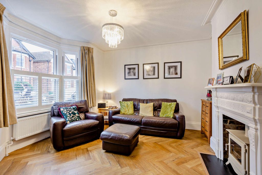 Property photo 3 of 23 Living Room