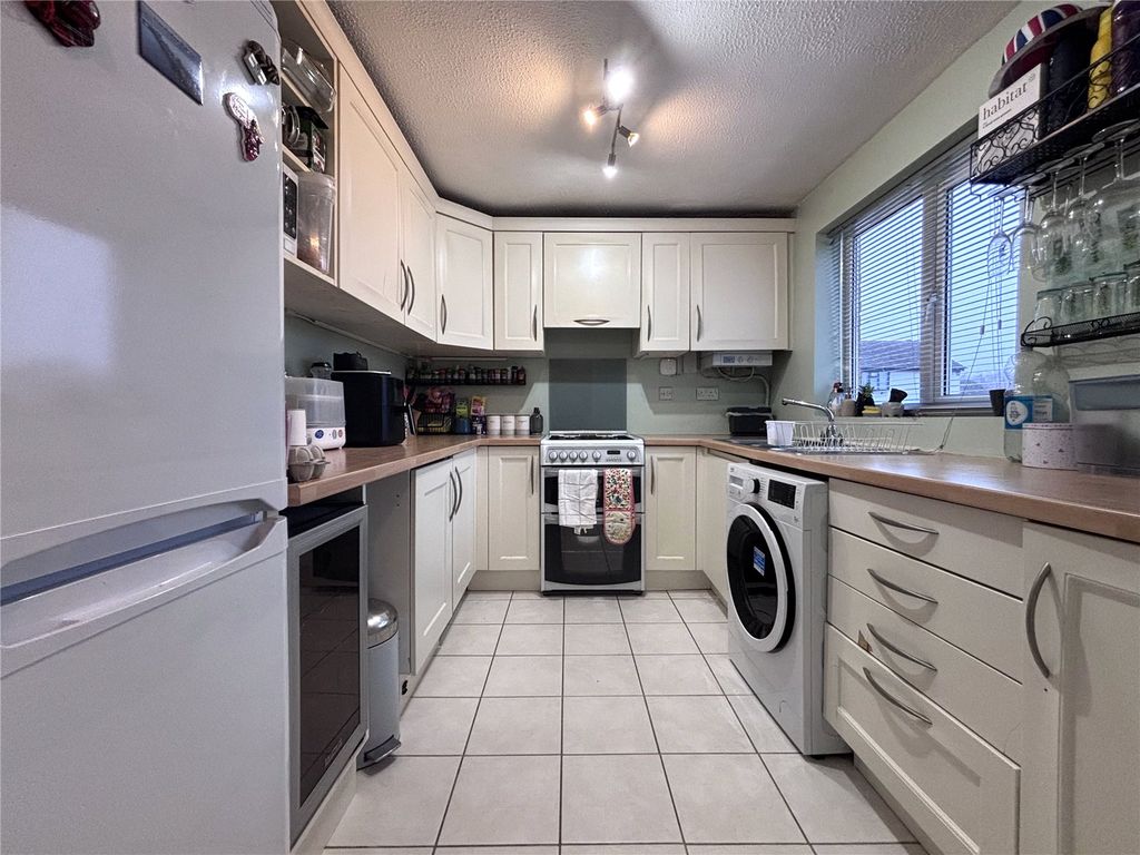 Property photo 2 of 10 Picture No. 09