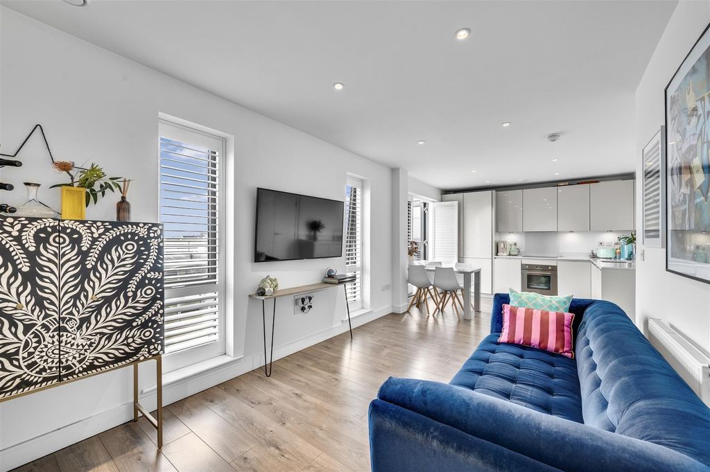 Property photo 3 of 15 Dean - Daniels_Canaletto Court, Neasden Lane, Nw10