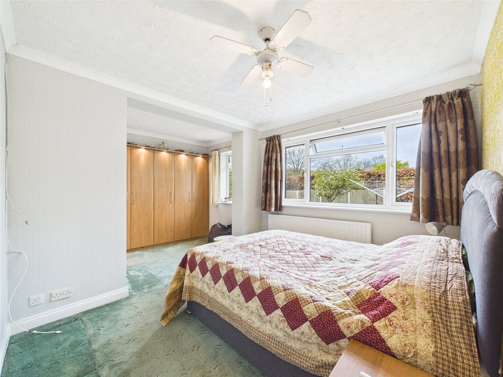 Property photo 2 of 13 Picture No. 10