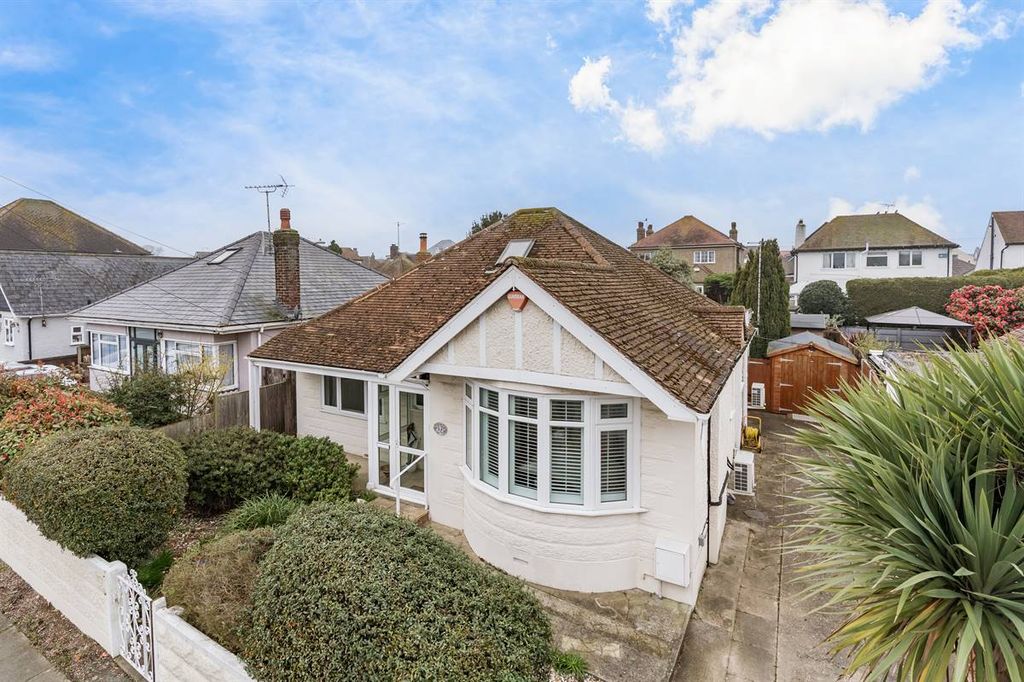 Property photo 1 of 21