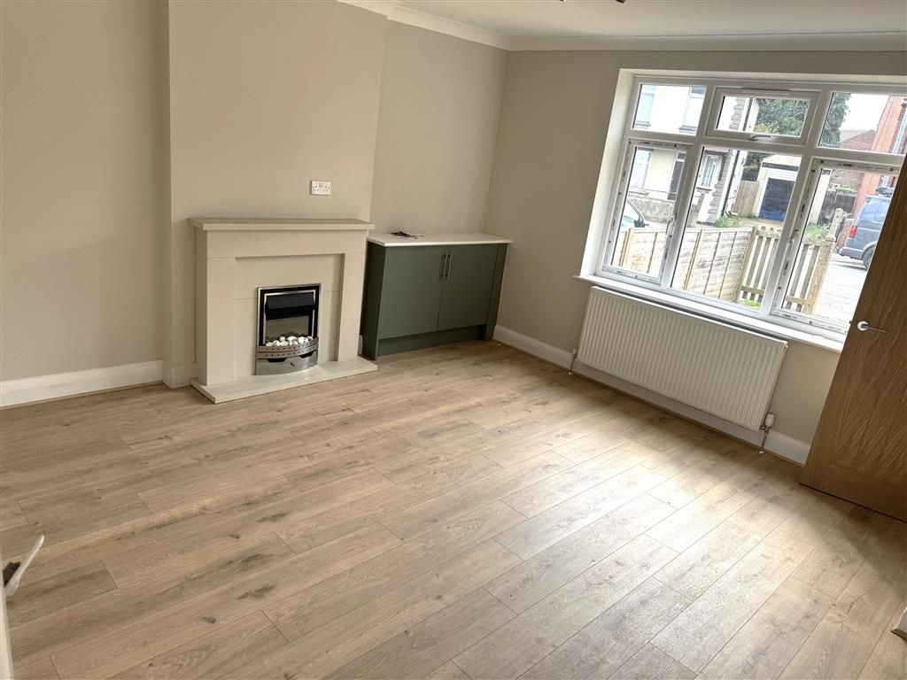 Property photo 3 of 9 Living Room