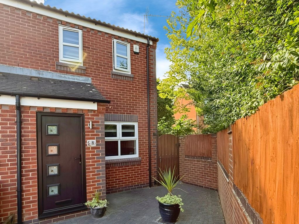 Property photo 1 of 15