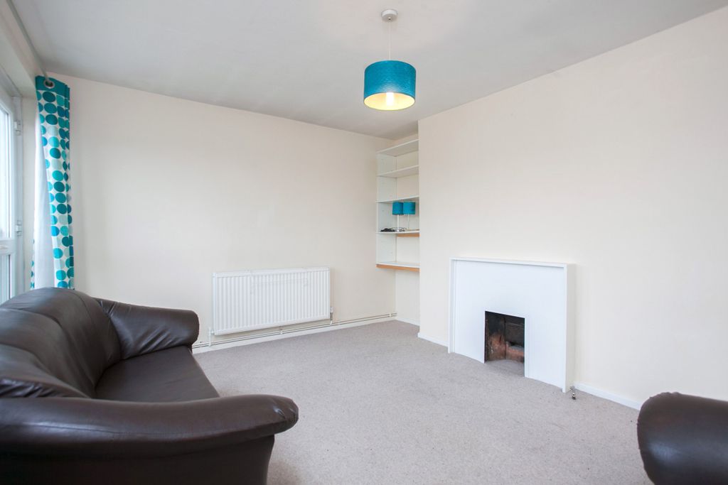 Property photo 1 of 5 4.Reception Ecclesto