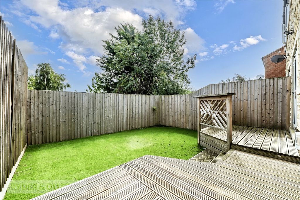 Property photo 2 of 22 Rear Garden