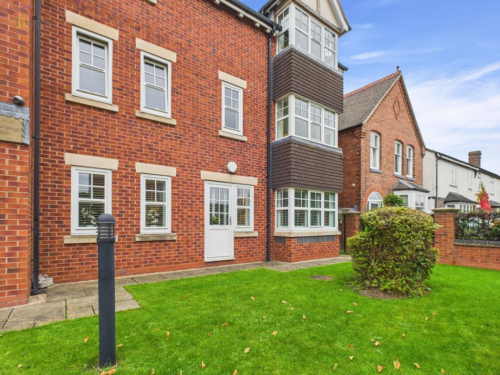 Property photo 1 of 18