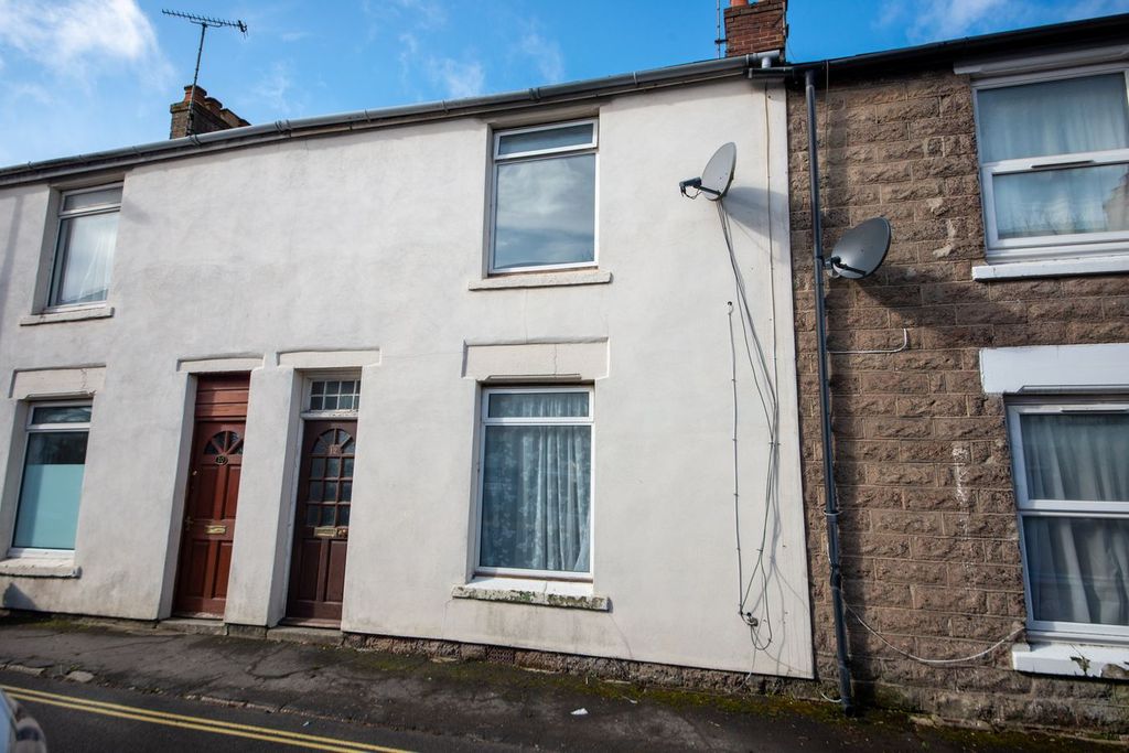 Property photo 1 of 9