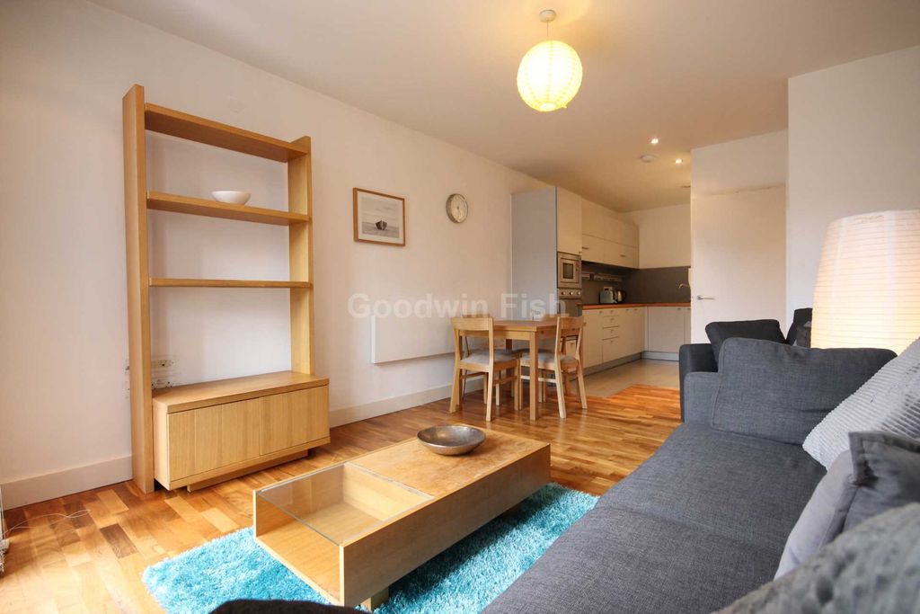 Property photo 2 of 9