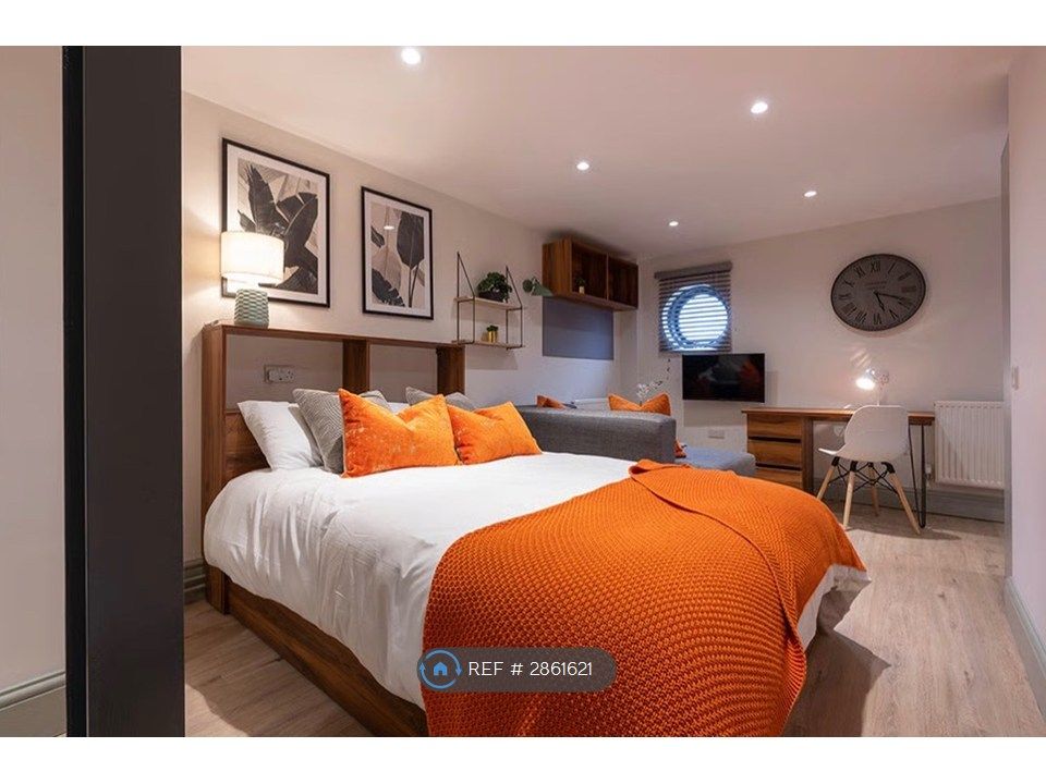 Property photo 1 of 7 Bedroomm