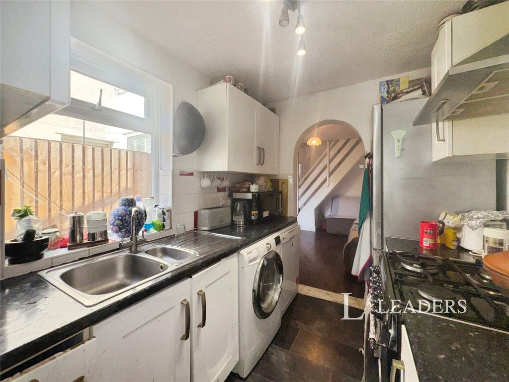 Property photo 2 of 7 Picture No. 01