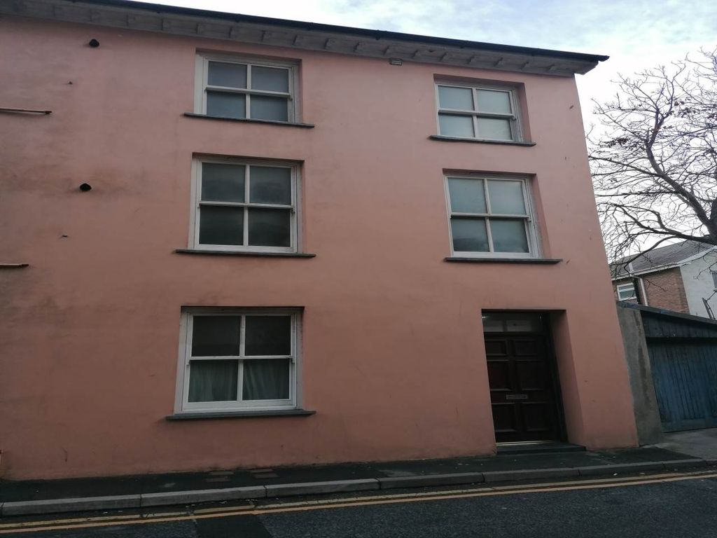 Property photo 1 of 7 Craig Y Don