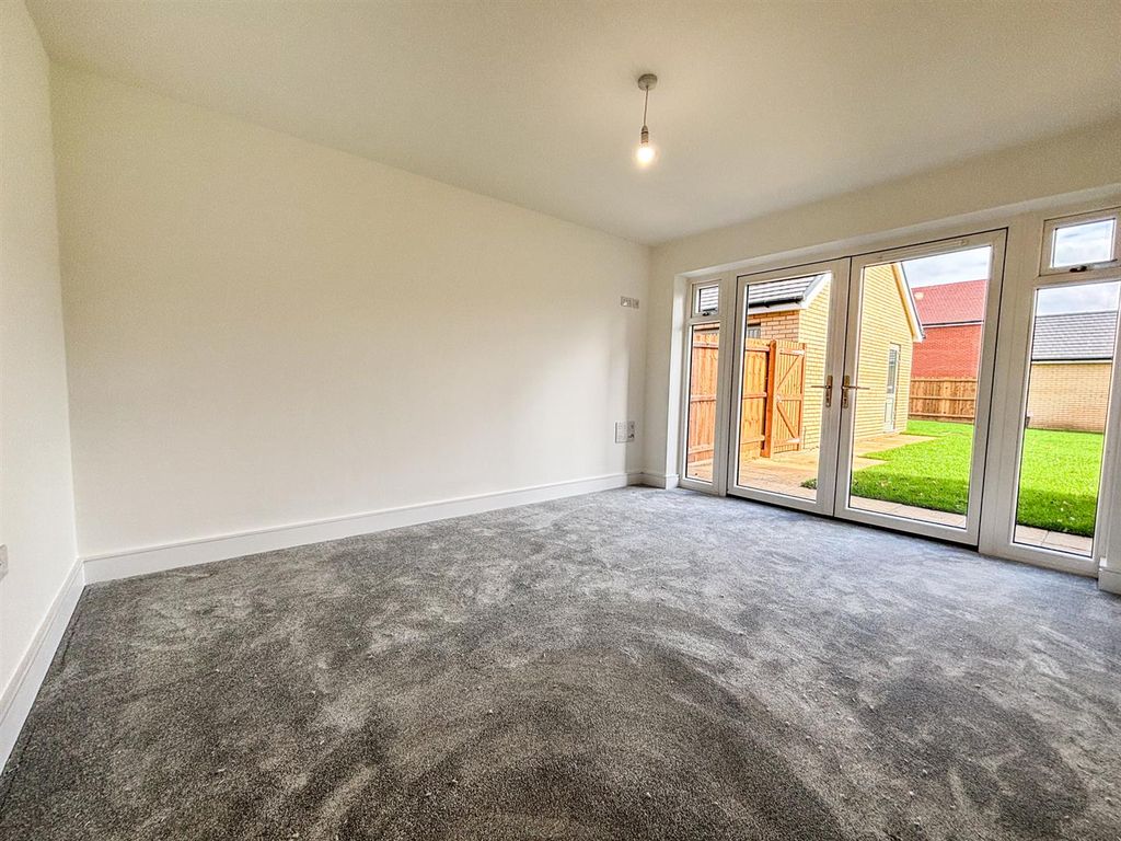 Property photo 3 of 22