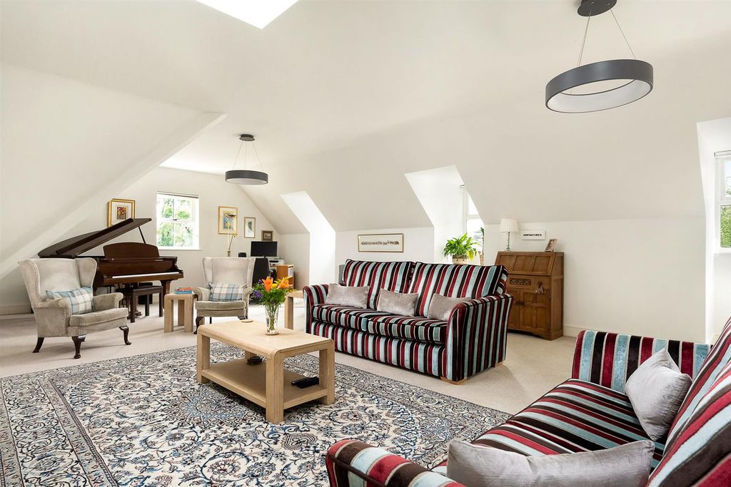 Property photo 2 of 21 Reception Room