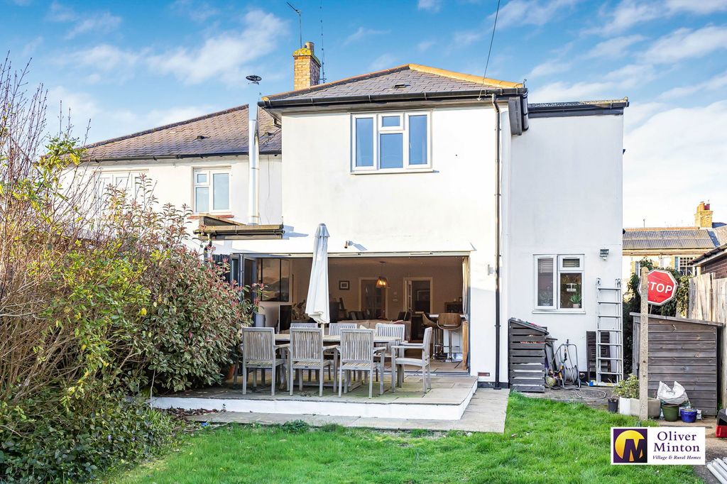 Property photo 3 of 36