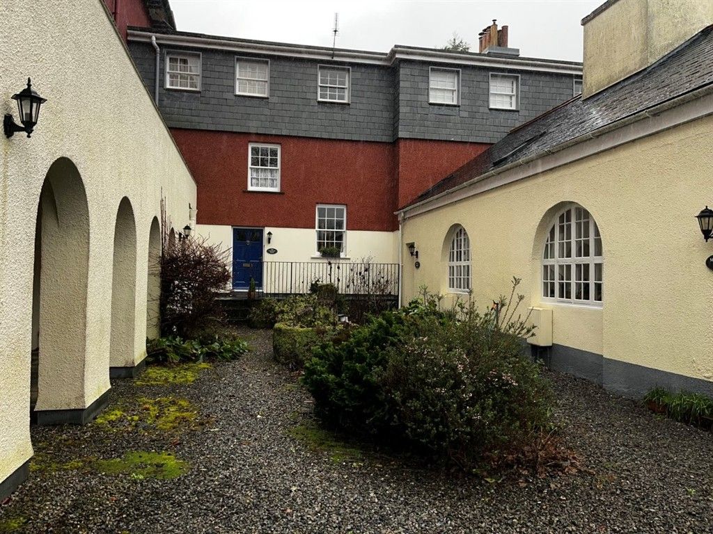 Property photo 3 of 13