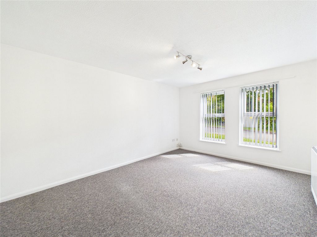 Property photo 2 of 12 Picture No. 03