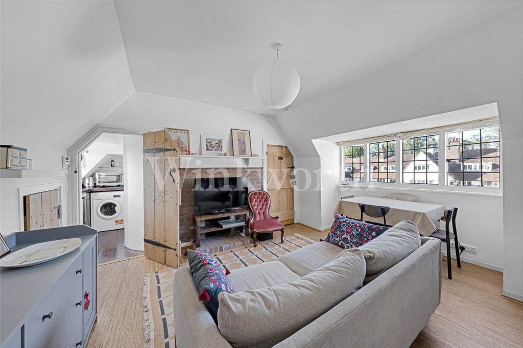 Property photo 1 of 11 Picture No. 15