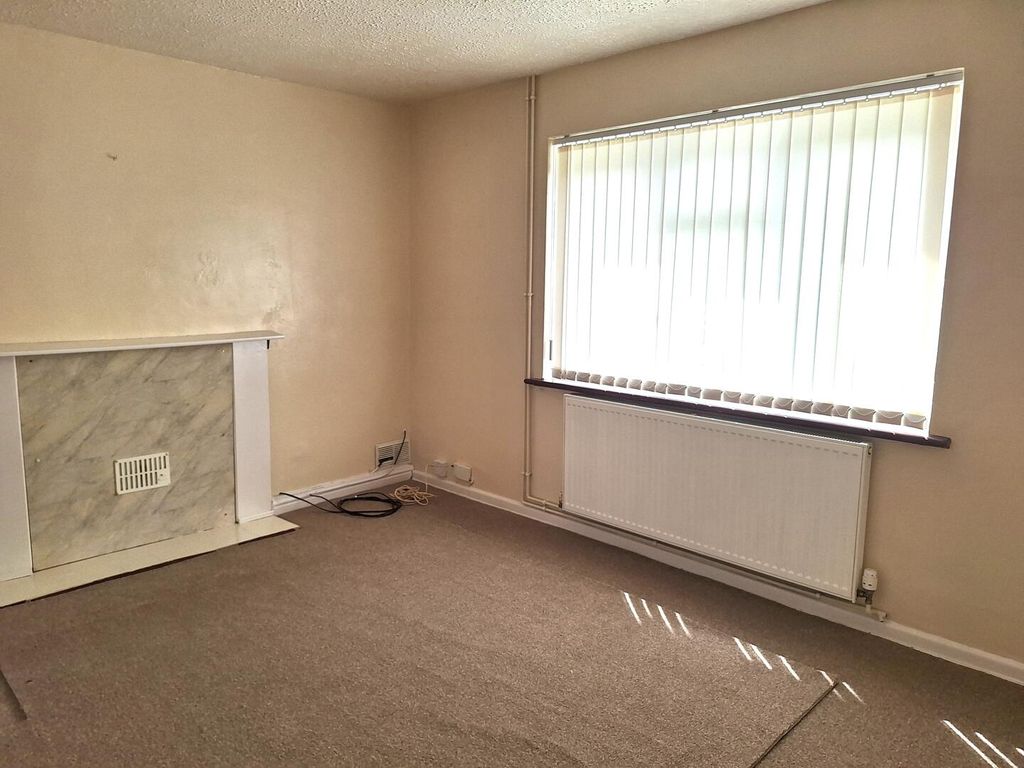Property photo 2 of 15 Living Room