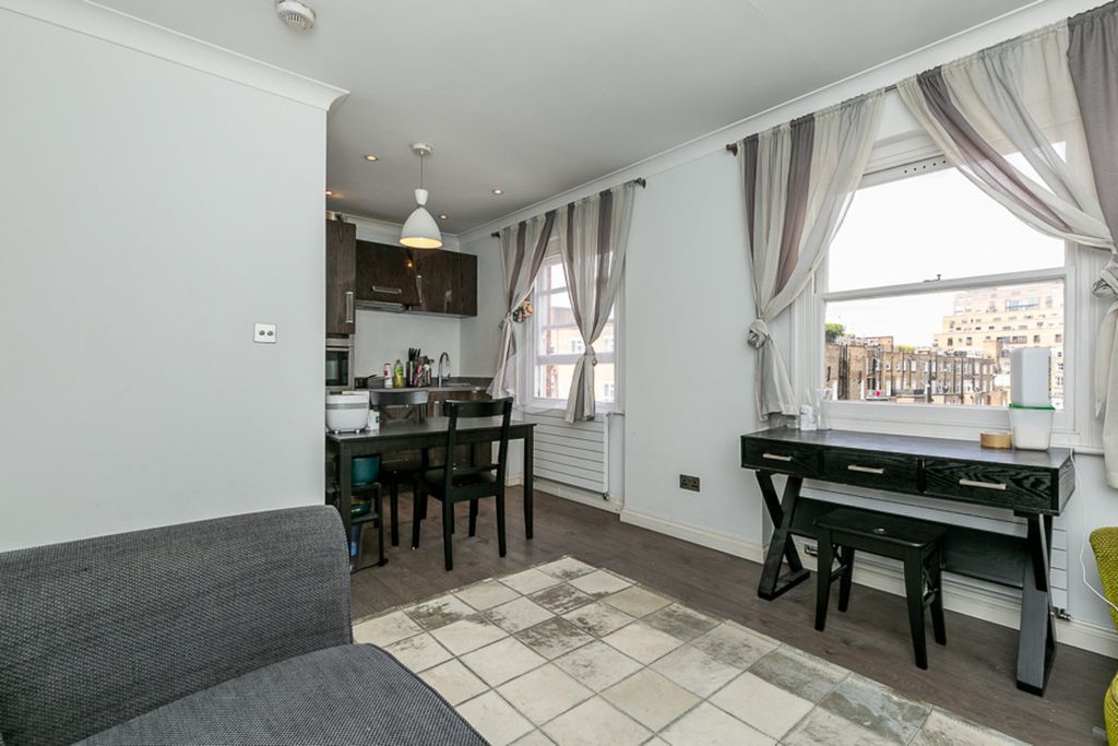 Property photo 3 of 7