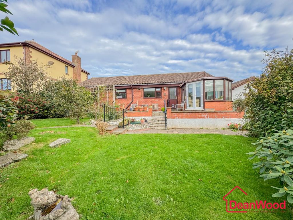 Property photo 3 of 33 3.Jpg