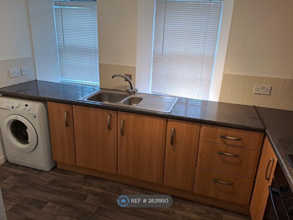 Property photo 2 of 9