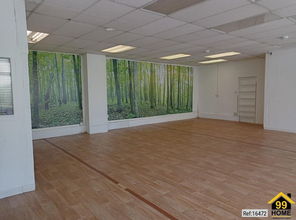 Property photo 3 of 6 Photo 2