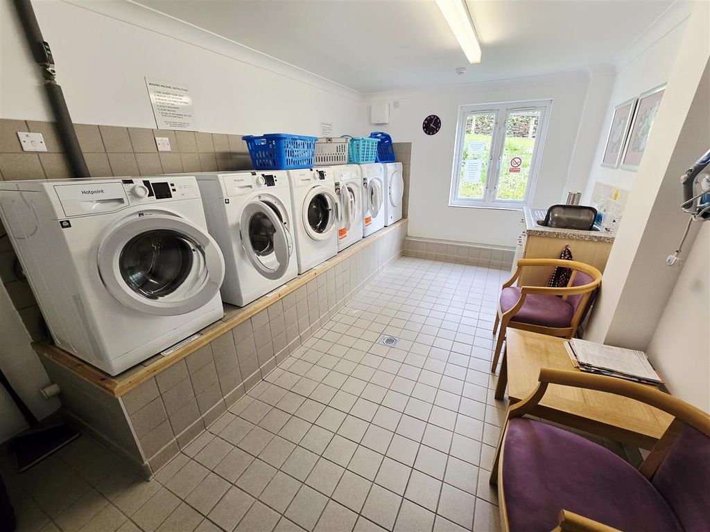 Additional image 12 of 1 bed flat for saleManaton Court, Launceston PL15