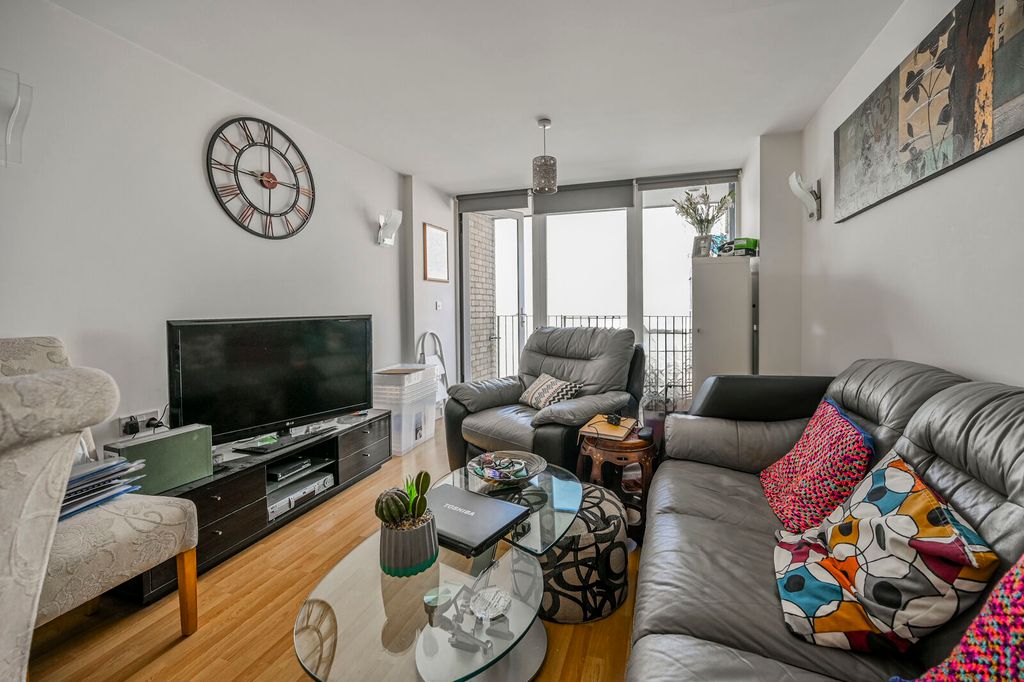 Property photo 1 of 7