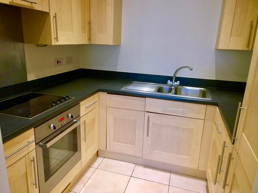 Property photo 2 of 7 Kitchen