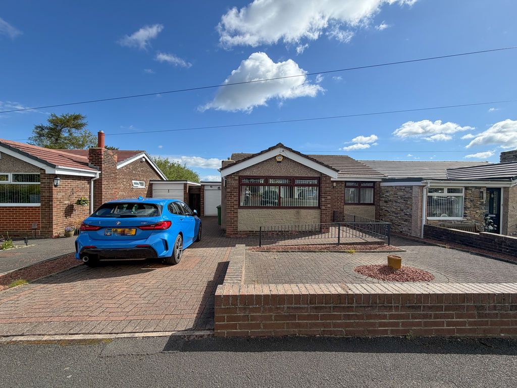 Property photo 1 of 9 External