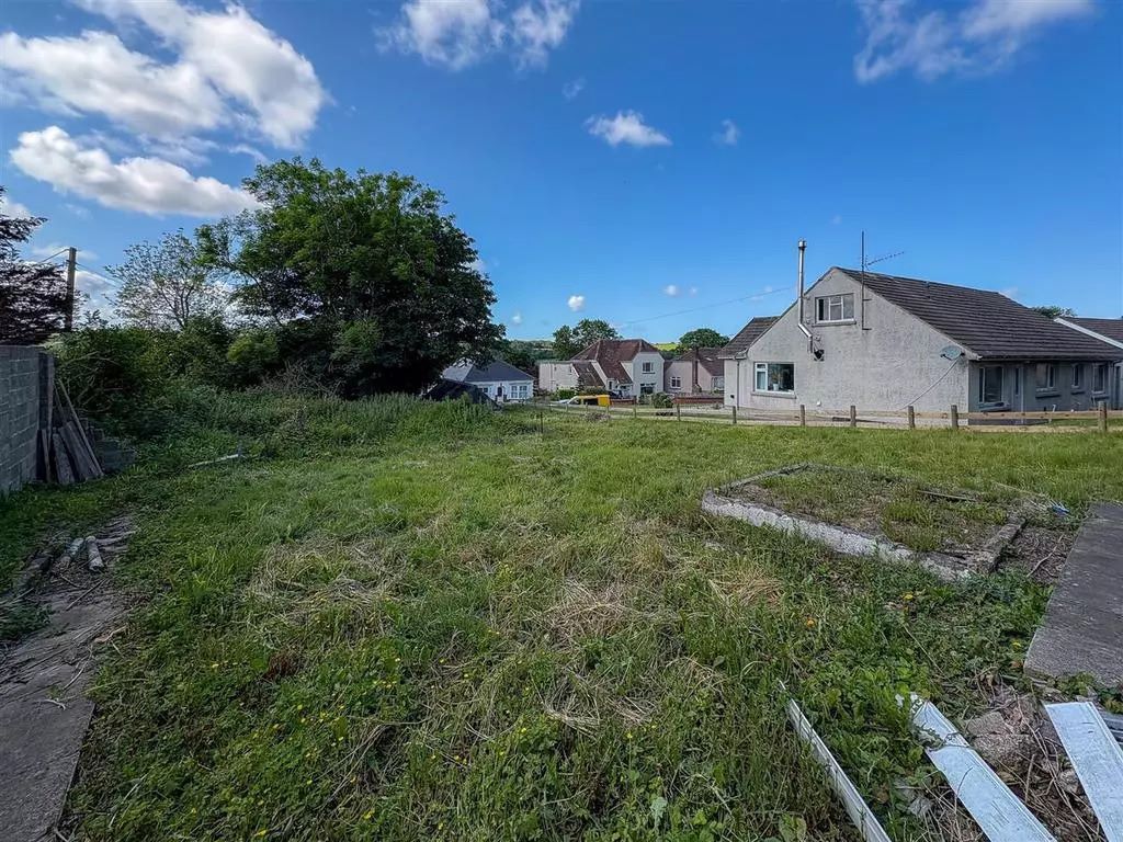 Property photo 2 of 6