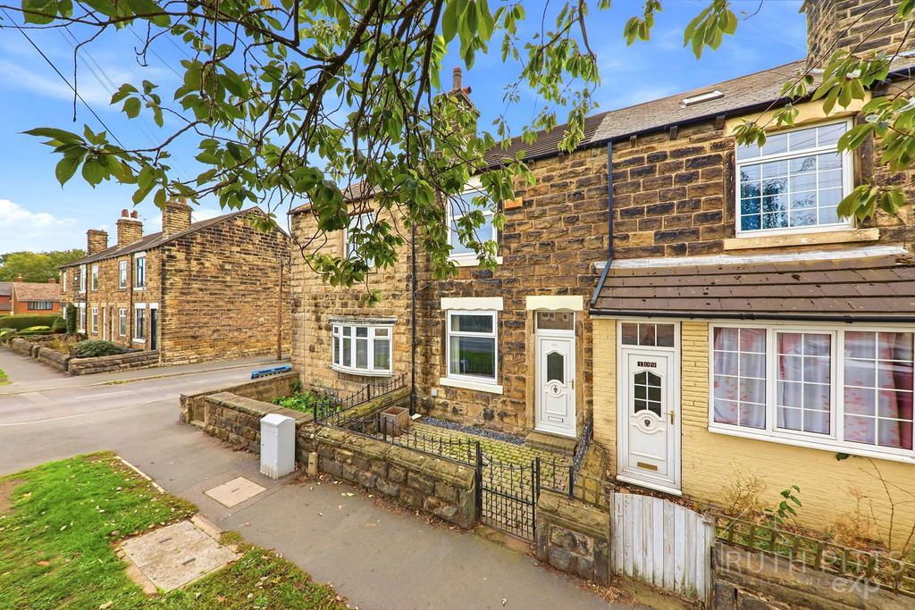 Property photo 2 of 27
