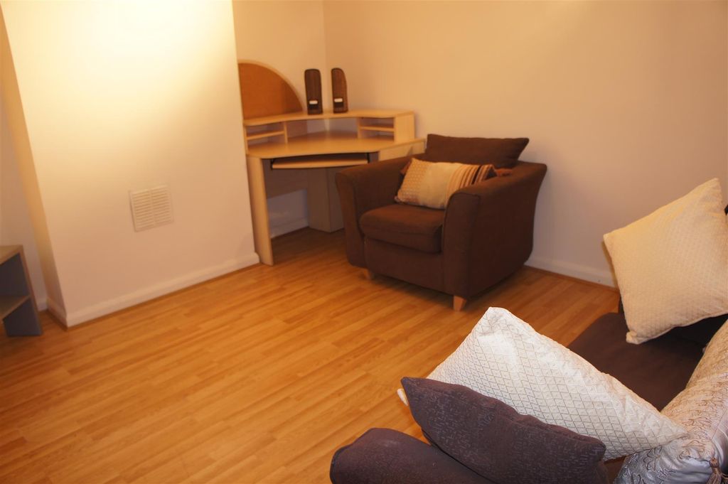 Property photo 3 of 7 Dsc01346.Jpg