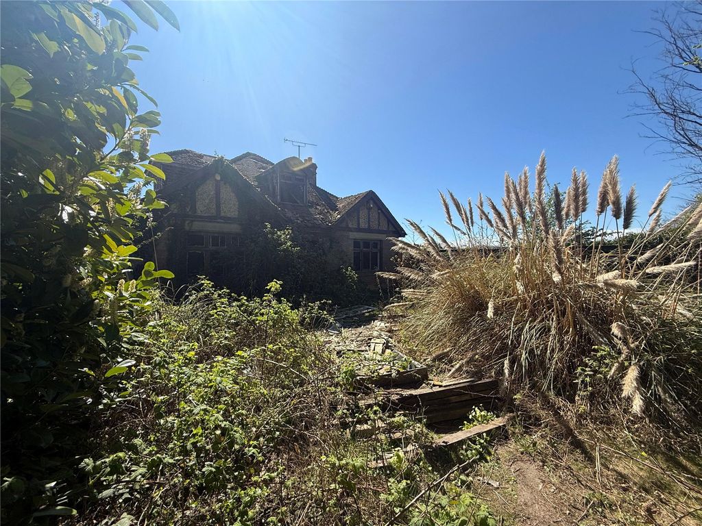 Property photo 1 of 28 Front