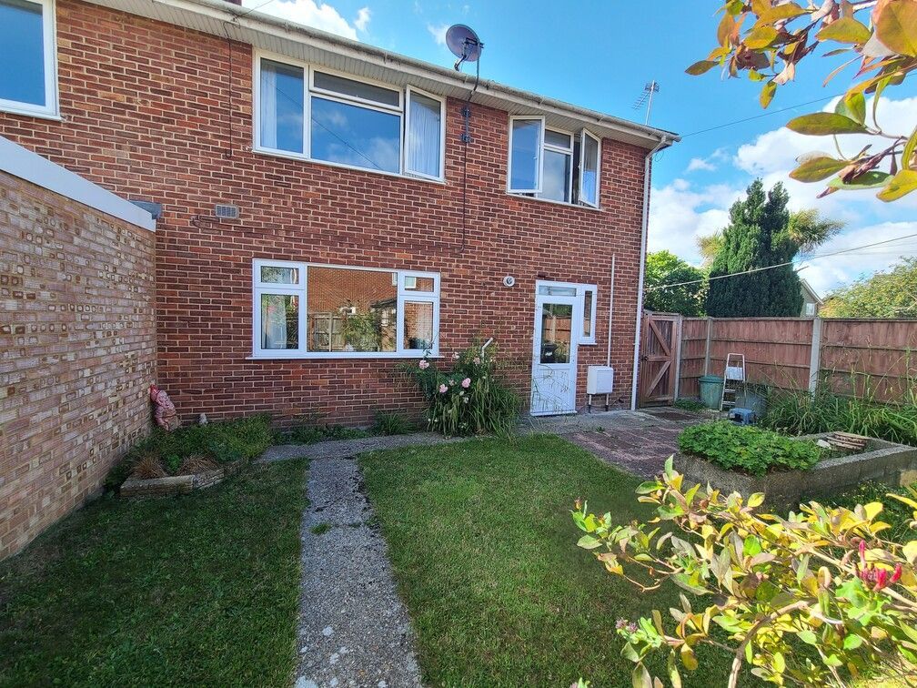 Property photo 1 of 18