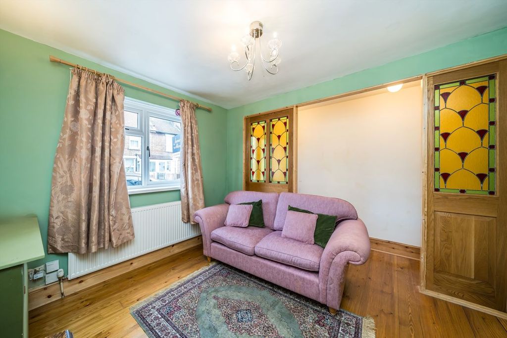 Property photo 2 of 7