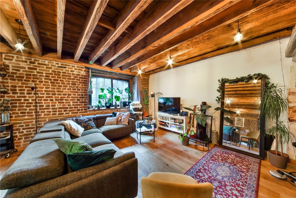 Property photo 2 of 9 Picture No. 03