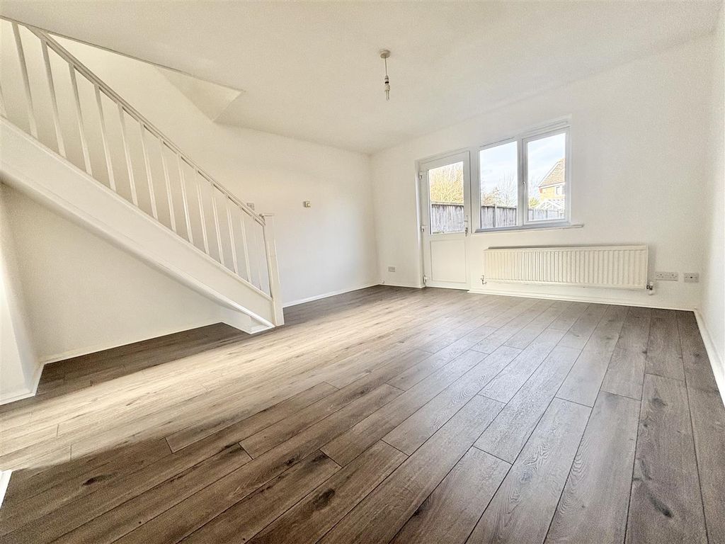 Property photo 2 of 11 Img_7052 2.Jpeg