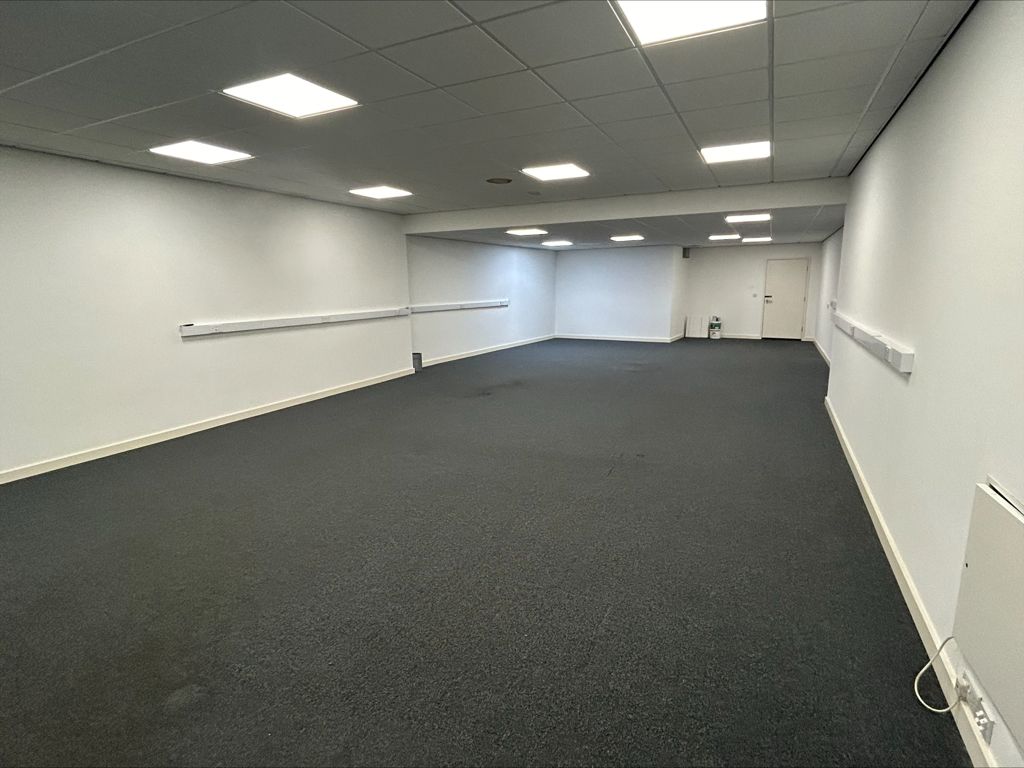 Property photo 2 of 4 Photo 6