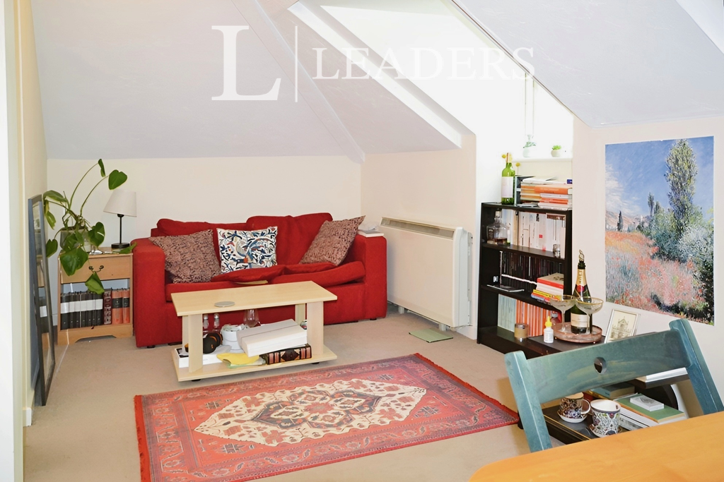 Property photo 2 of 8 12604E8B-12