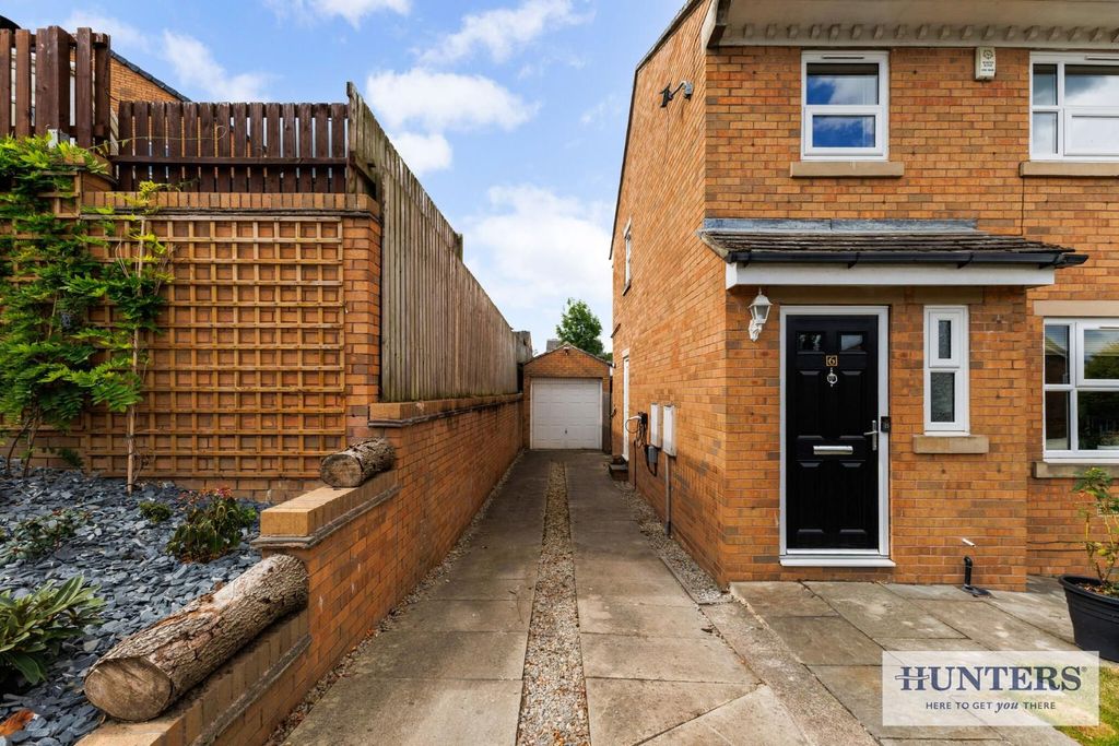 Property photo 2 of 24 97097_6-Roundhead-Fold-Apperley  (6) - Copy_Low.Jp