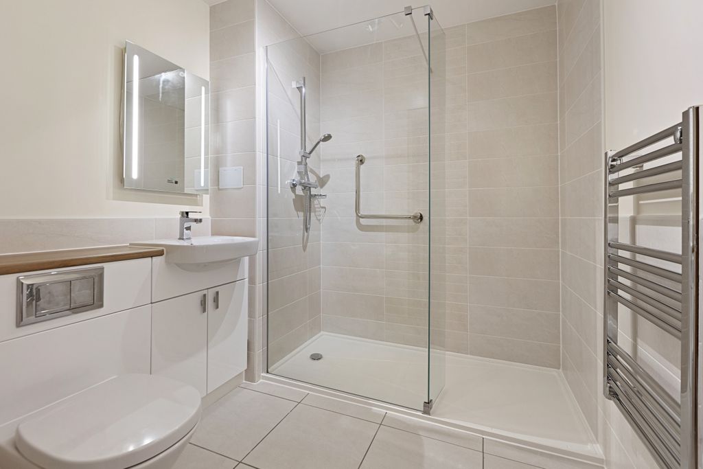 Property photo 2 of 8