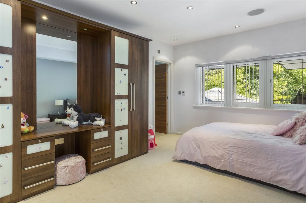 Additional image 17 of 5 bed detached house to rentRappax Road, Hale, Altrincham, Greater Manchester WA15