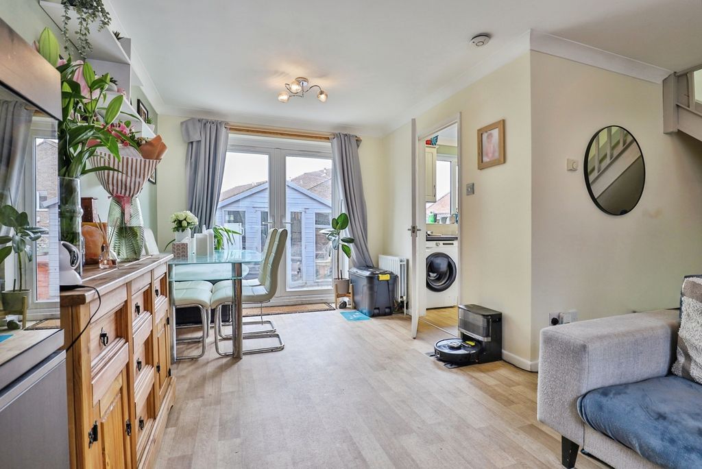 Property photo 2 of 19 Pbox-Img.Jpg