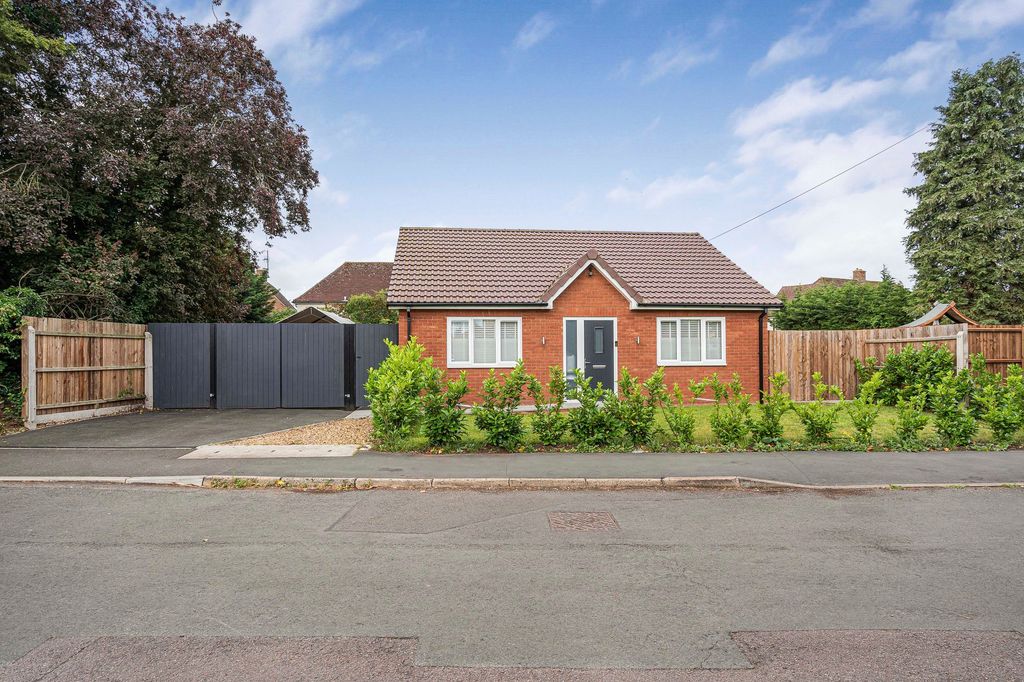 Property photo 1 of 18