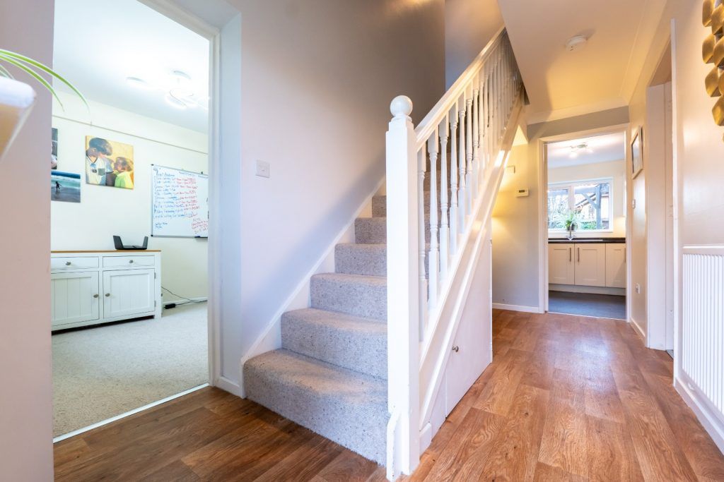 Property photo 3 of 33