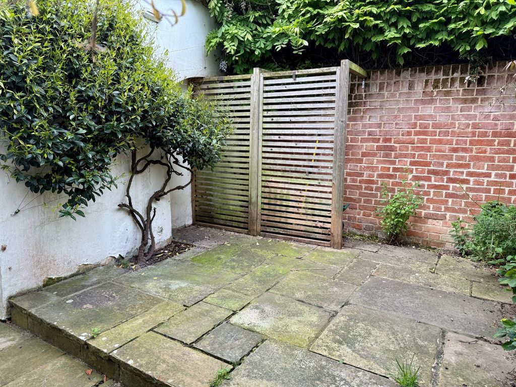 Property photo 3 of 14 Picture No. 18