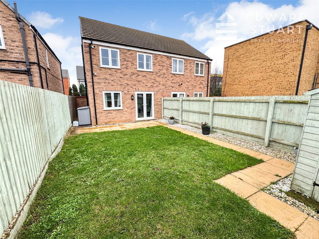 Property photo 3 of 14 Picture No. 15