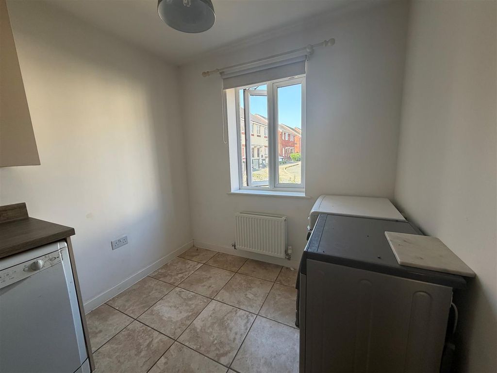Property photo 3 of 12 7.Jpg